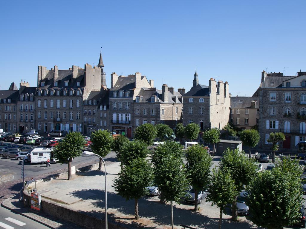 Le Medieval - Hotel Le Challonge Dinan Eksteriør bilde