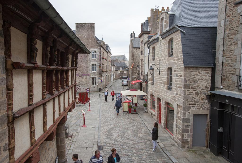 Le Medieval - Hotel Le Challonge Dinan Eksteriør bilde